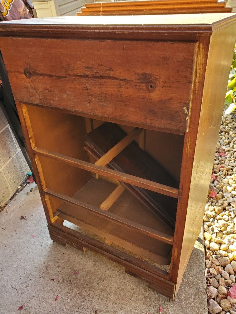 Chest Of Drawers/ Antique/ Project Piece