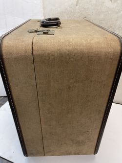 Vintage Luggage 18” Train Case Suit Case Used Thumbnail