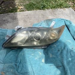 2009 Toyota Camry DRIVER SIDE Headlights