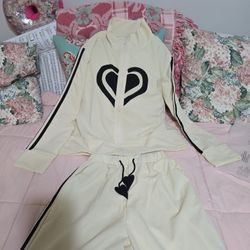 Womena Jogger Set - New