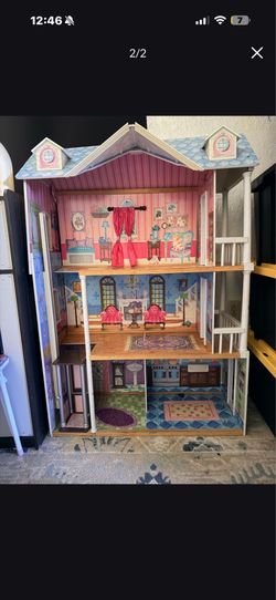 Doll house
