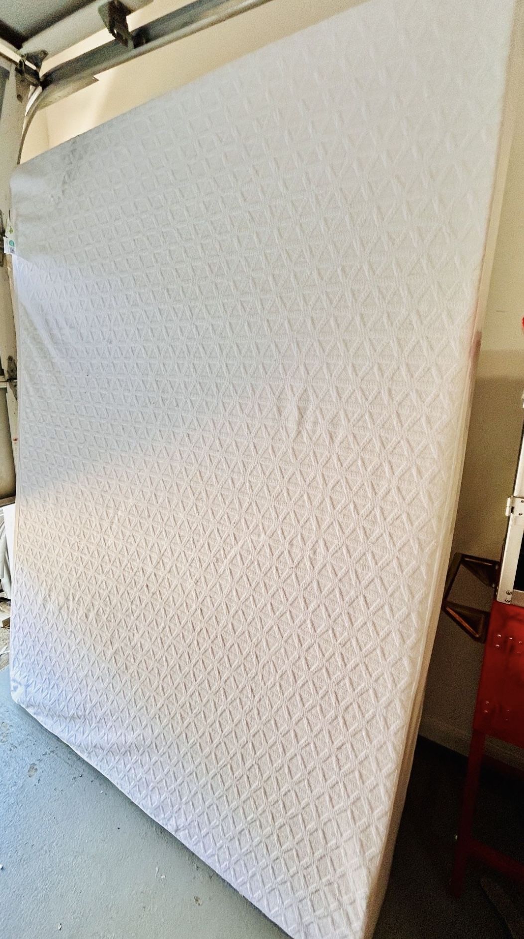 Queen Foam Mattress