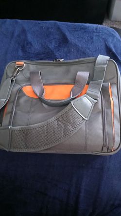 Targus Laptop Briefcase