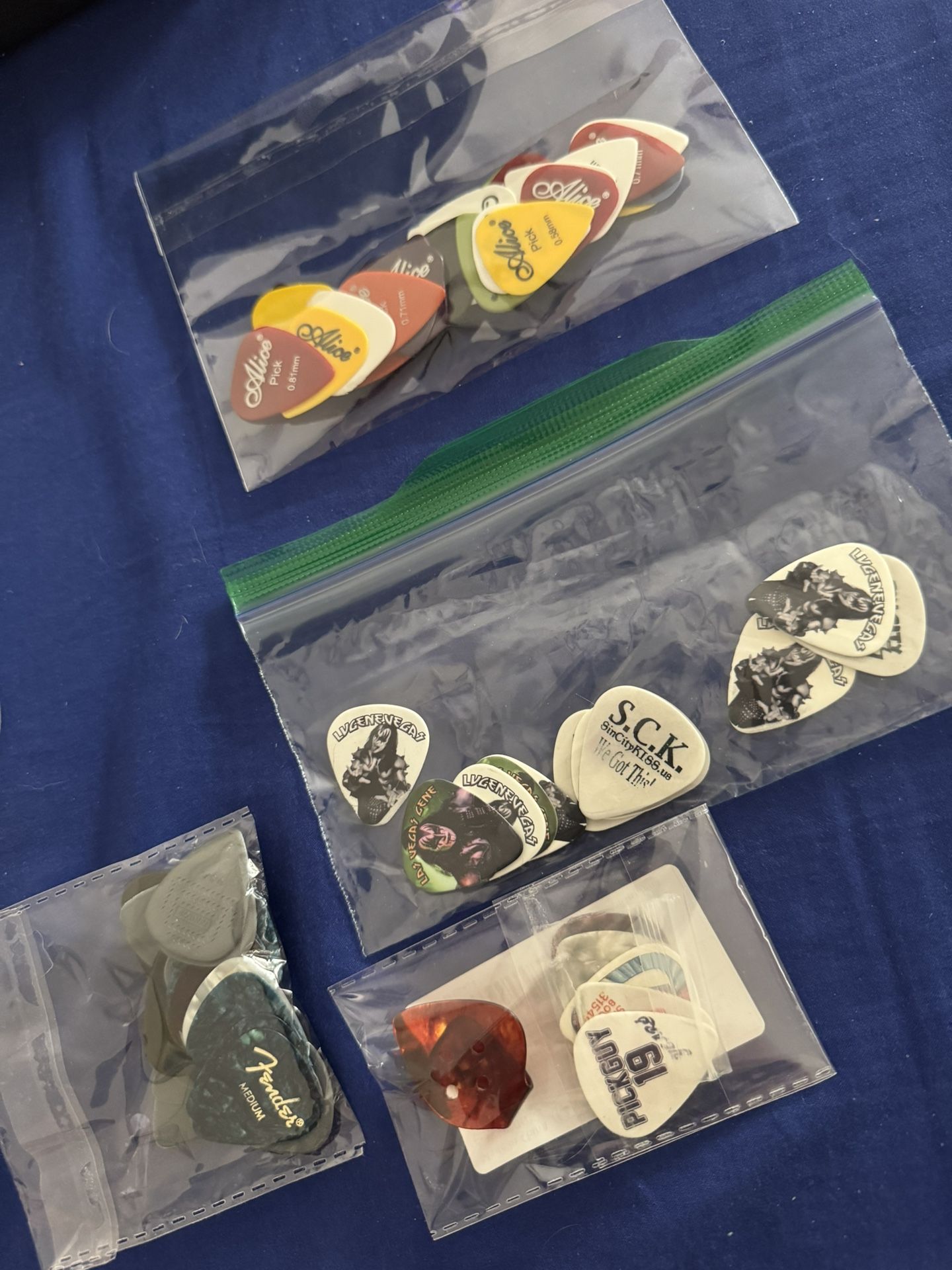 $3ea guitar picks!