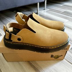 Women's Dr. Martens Carlson Suede Slingback Mule Sandals -Savannah Tan Suede - Size 7