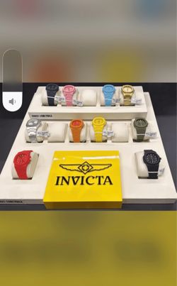 INVICTA WATCH BUNDLE