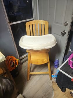 Eddie Bouer Kids Wooden Highchair