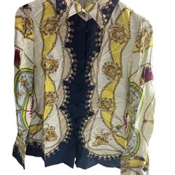 Hilfiger shirt Never Worn Size 4