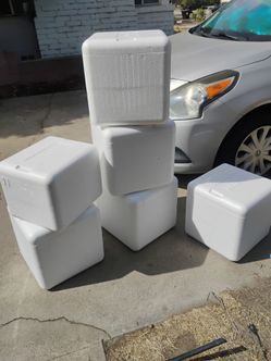 Styrofoam boxes / cooler