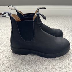 Blunderstone black boots Size 8 Women’s
