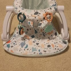 Sit Me Up Chair 