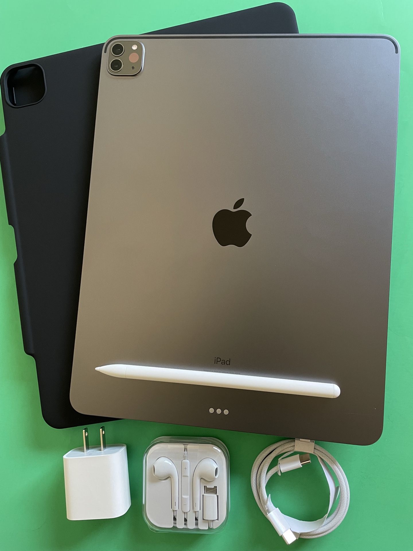 Apple IPad Pro 12.9” 5th Generation (M1 chip/ Face ID/2021) 128GB 