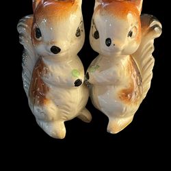 Vintage Ceramic Squirrel Salt & Pepper Shakers Japan
