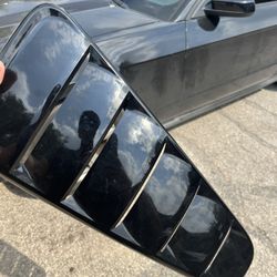 Mustang Louver