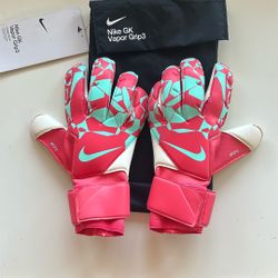 Nike vapor GoalKeeper Gloves - Size 8