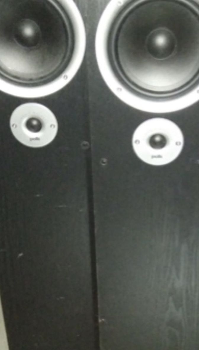 Polk Audio R300 Tower Speakers New In Box