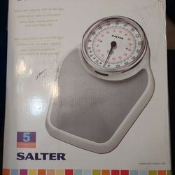 High Capacity steel bathroom scale - New In Box!