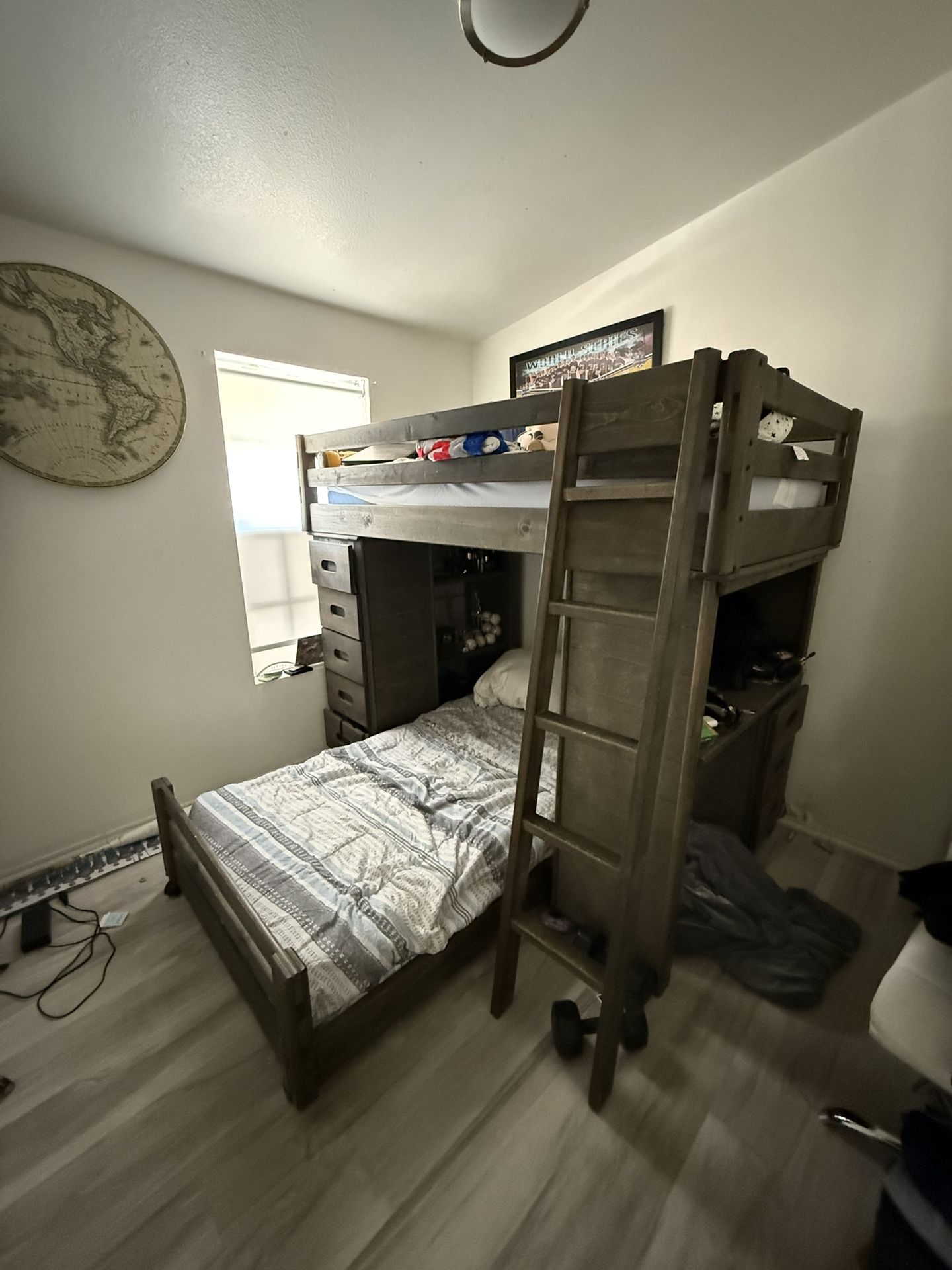 Bunk Bed With Desk And 8 Drawers 