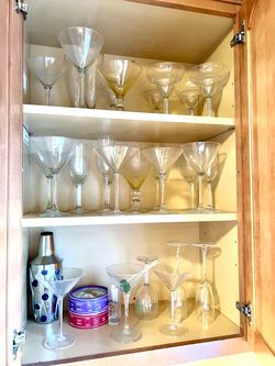 Barware, assorted glassware