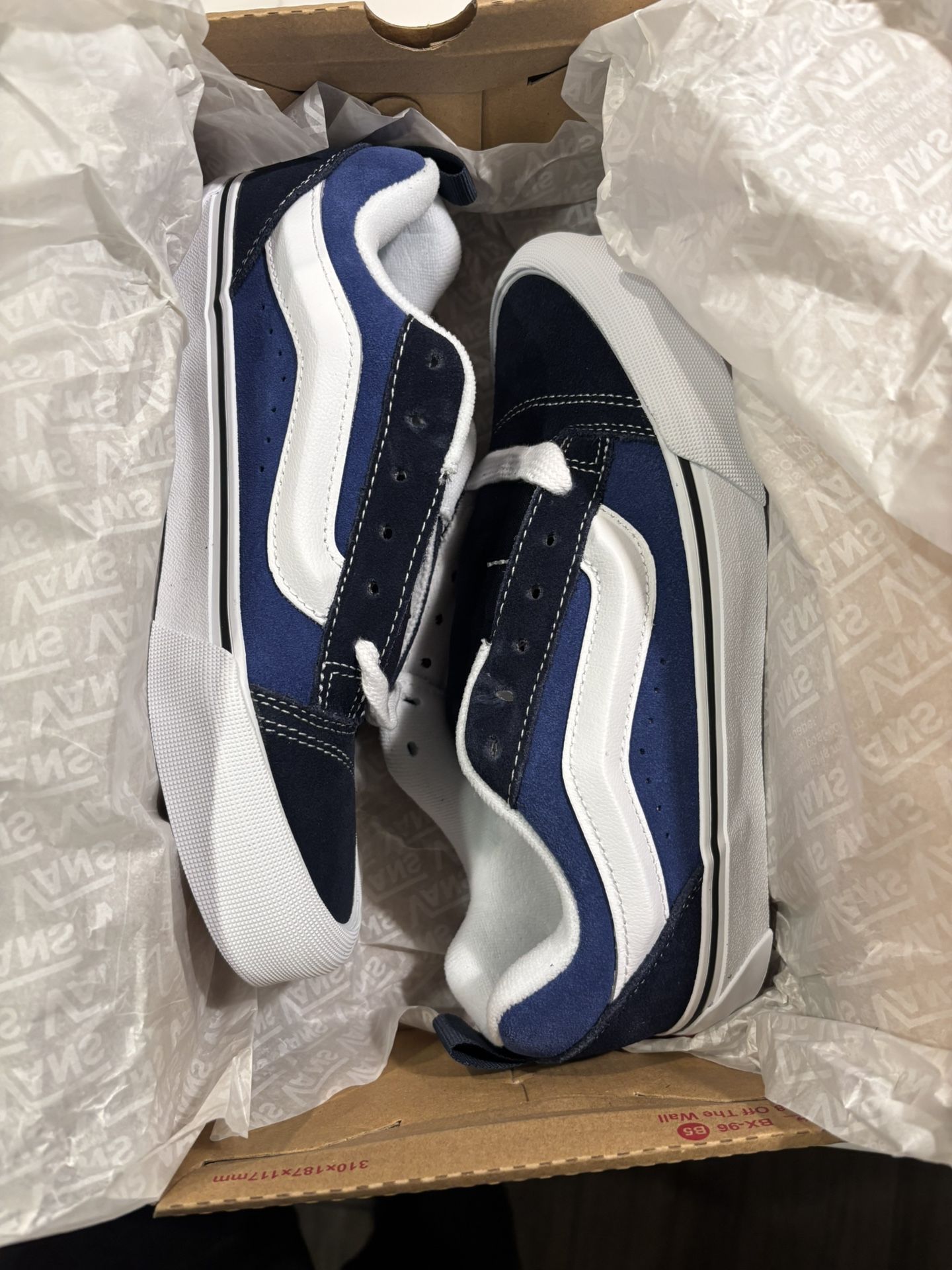 Vans Knu Skool shoes