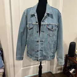 Men’s Denim Levi Trucker Jacket