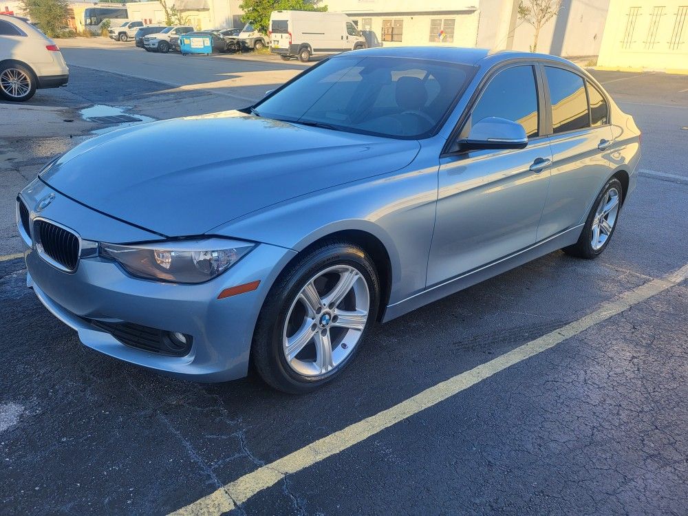 2015 BMW 320i