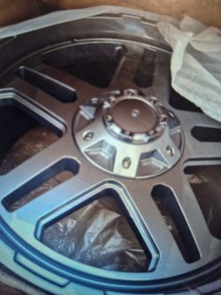 6 lug 20 x 9 Offroad Rim brand new never installed