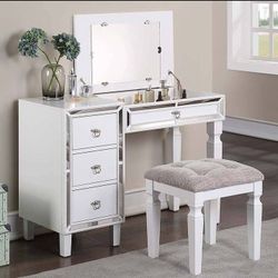 🔥🔥 Special Offer🔥🔥 Brand New White Vanity w Stool