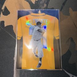1/1 very rare Roberto Clemente panini card
