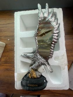WIND RIDER FIGURINE RIDE HARD, LIVE FREE (EAGLE/MOTORCYLE)