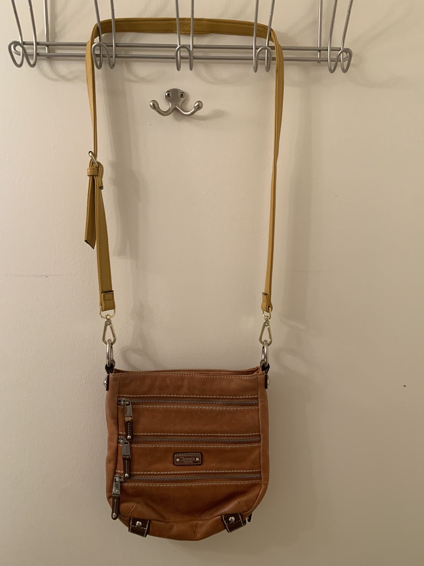 2 Women’s Crossbody Bags