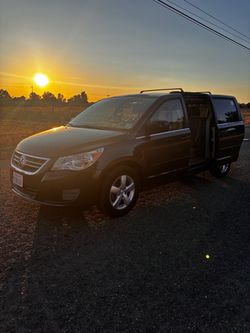 2011 Volkswagen Routan
