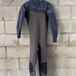 Oneill hyperfreak 3/2 Wetsuit Size Medium / Short