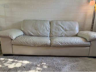 LEATHER COUCH