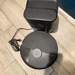 Roomba 105 Vic Robot