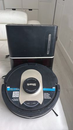 Shark AV2501AE AI Robot Vacuum with XL HEPA Self-Empty Base