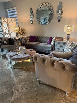 🌟Beautiful Silver Glam  Gray Velvet Crystal Studded 3 Piece Living Room Set🌟Stunning