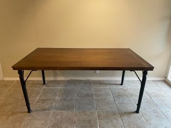 Ashley Furniture Tripton Dining Table