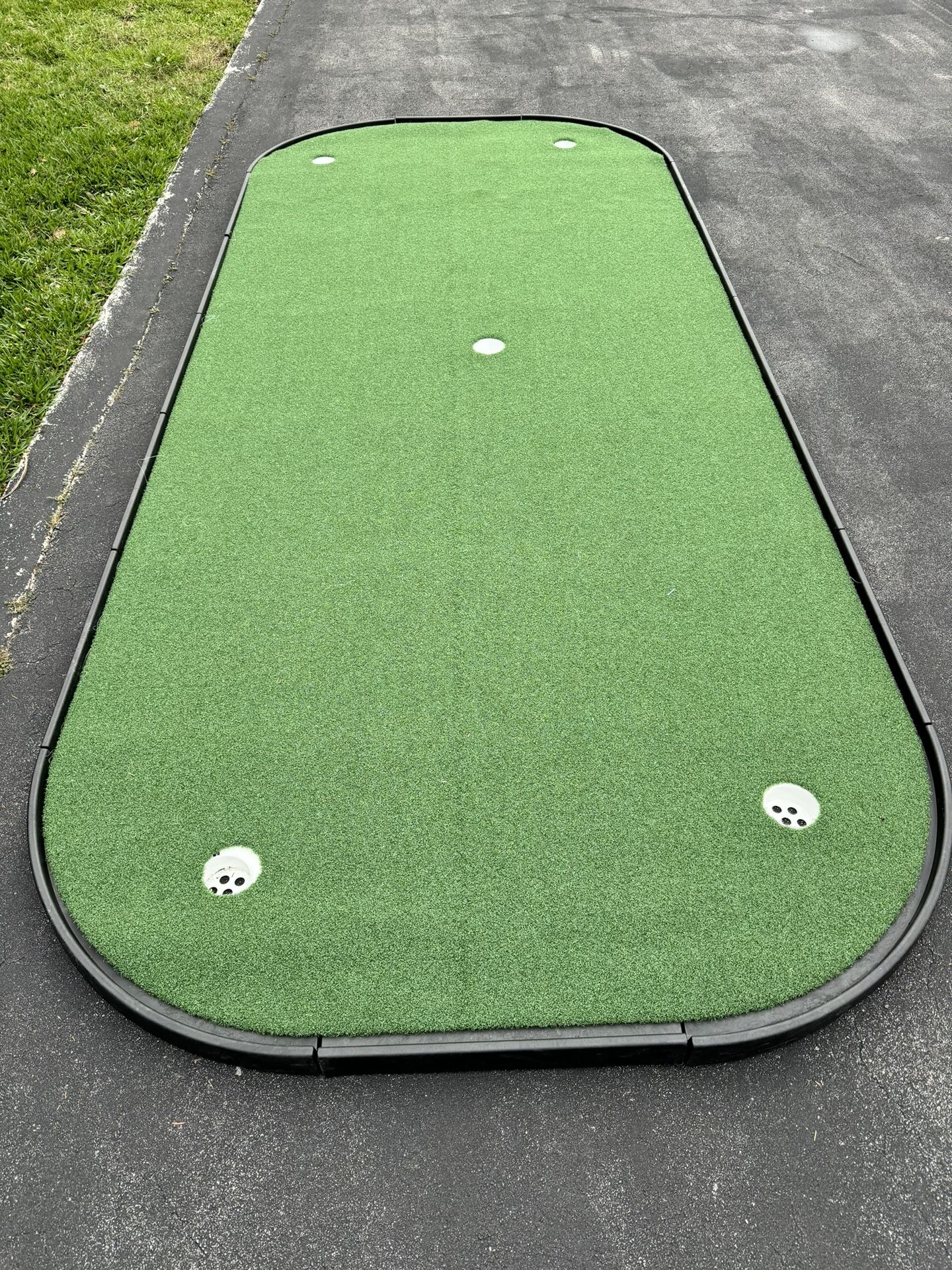 Tour links Putting Green for Sale in Oakland Park, FL OfferUp