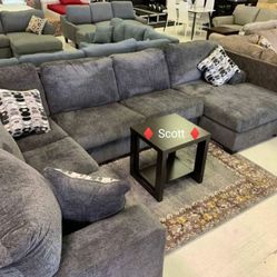 Brand New Ashley Couch 🛋️Ballinasloe Smoke Sectional Oversized 