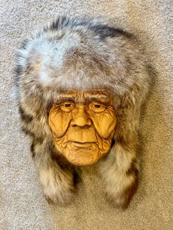 Rare Vintage Siberian Folk Art Wood Carvings by Master Vladimir Boyko – Set of 5 Indigenous Far East Portraits (Udege / Nanai / Chukchi Peoples)