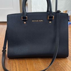 Michael Kors Crossbody *NEW*