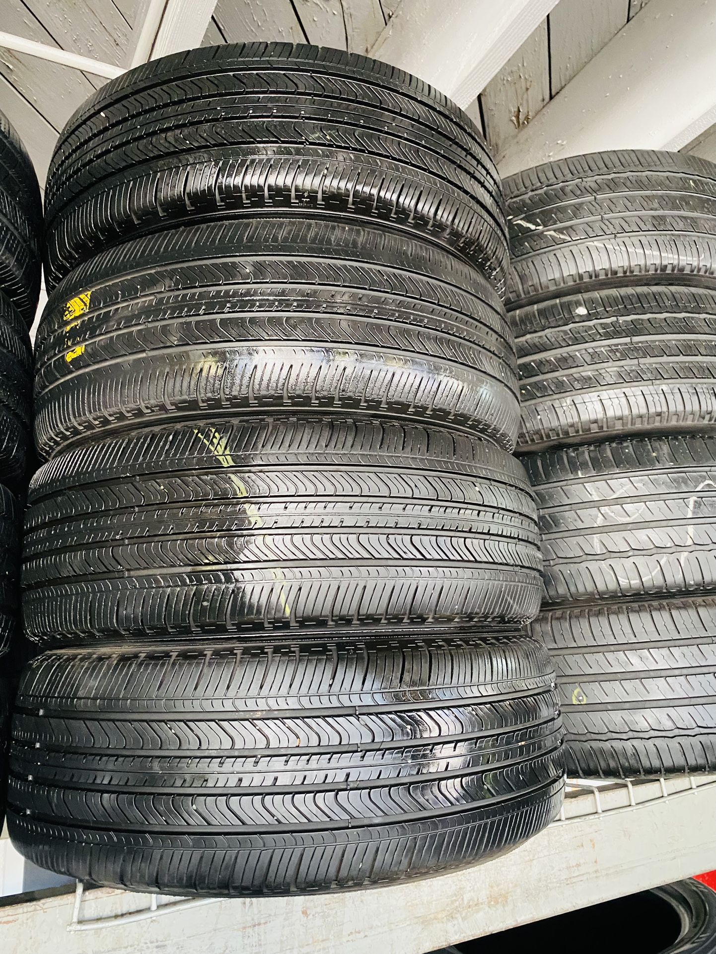 215/55R17 Marca Michelin Usadas En Excelentes Condiciones De Vida 