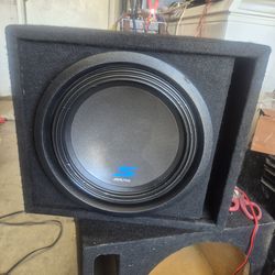 Alpine type S 12imch subwoofer in ported box