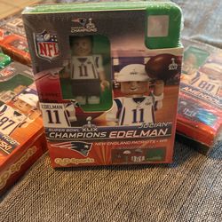 New England (Lego Style) figurines