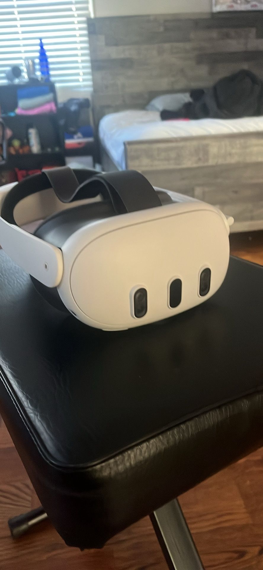 Meta Quest 3 w/ Elite Strap and carrying case’s 