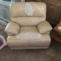 Free Recliner