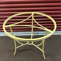 30” YELLOW METAL PATIO EXTERIOR TABLE A1