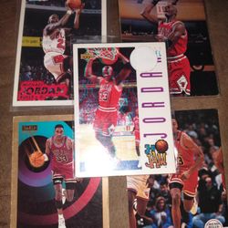 5 Great Bulls Basketball Cards 