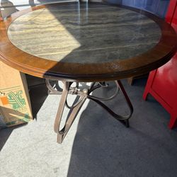 Kitchen Table And Chairs 